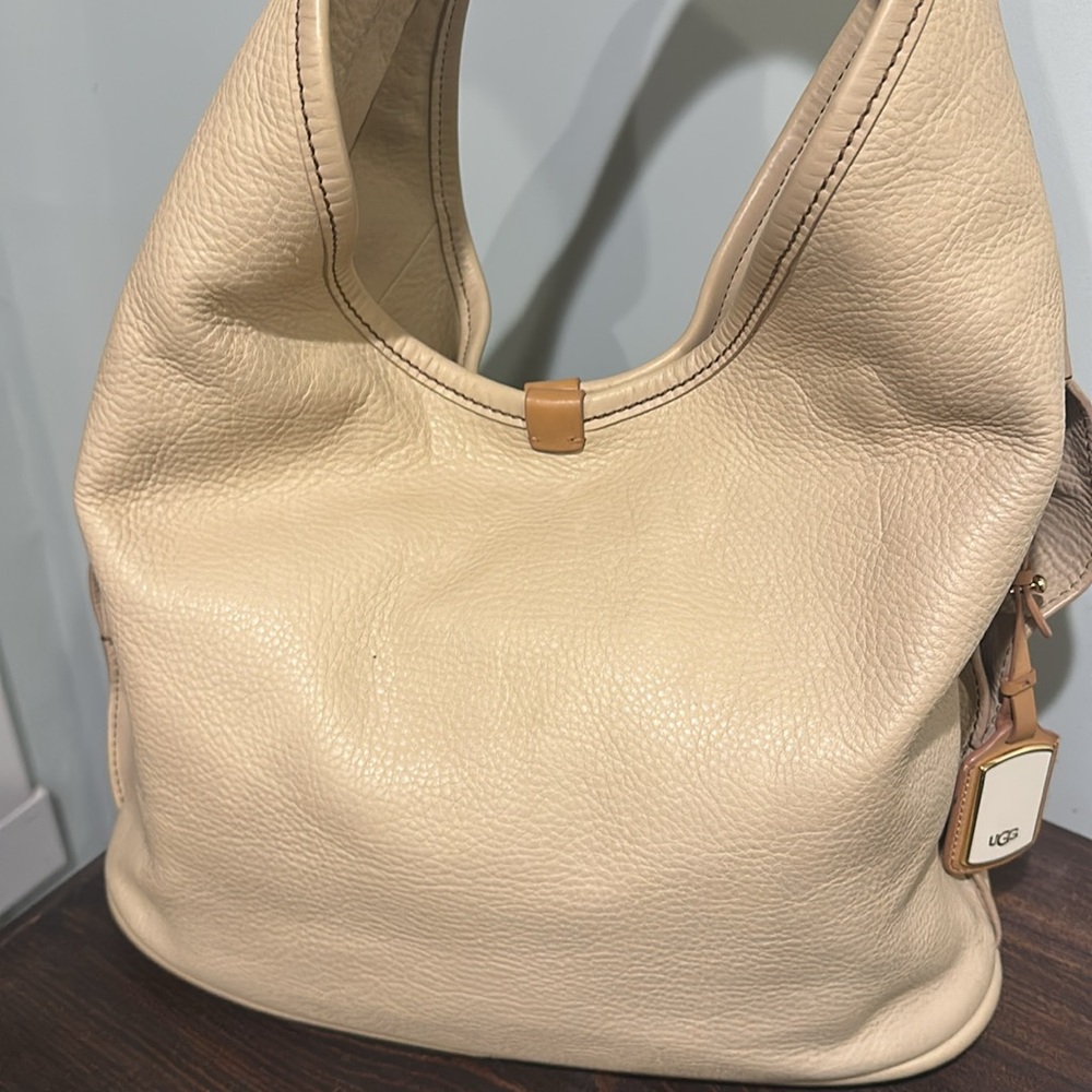 UGG Chic Cream Hobo Bag - Picture 5 of 9